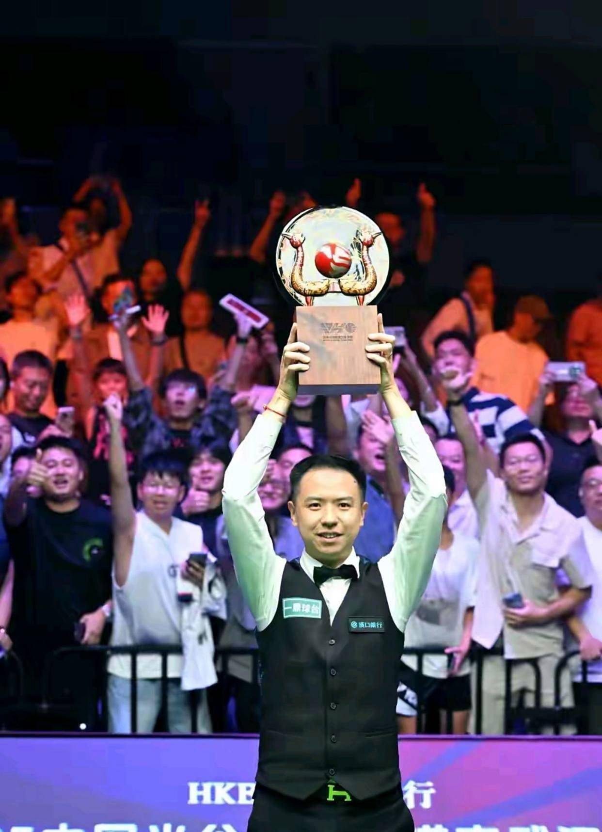 随着赛季进 随着赛季进