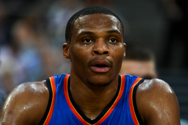 线球员而言 线球员而言