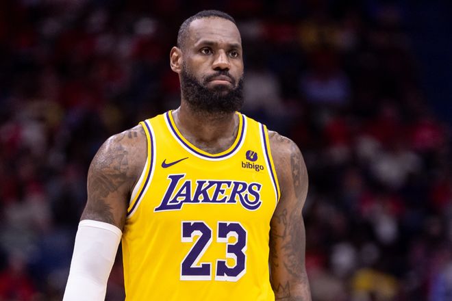 8人紧缩 8人紧缩