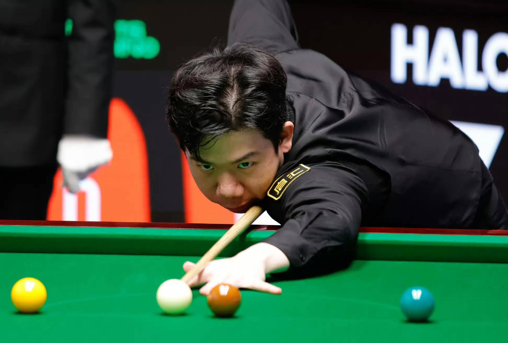 收起笑容 收起笑容